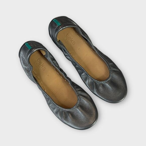 LIKE NEW Tieks Leather Ballet Flats in Metallic Pewter Size 9 - Picture 1 of 8